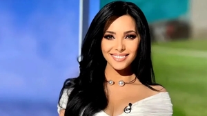 Adio, căsătorie pentru Corina Caragea, de la Pro Tv. Prezentatoarea știrilor din sport nu se gândește la măritiș nici la 40 de ani