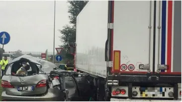 Accident teribil pe o şosea din Italia! Fiica de 3 ani a unor români a decedat