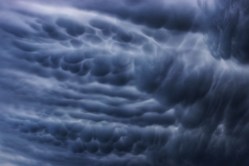 Norii mammatus și-au făcut apariția în Gorj /Foto: Facebook - Darius Norocea