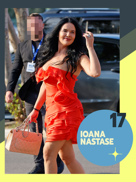 TOP 40 vedete în ipostaze rare! Mai provocator de atât nu se poate. Delia, Anna Lesko şi Ramona Olaru au pus pe jar imaginaţia bărbaţilor în rochiţe mini, mulate, chiar şi nemachiate 