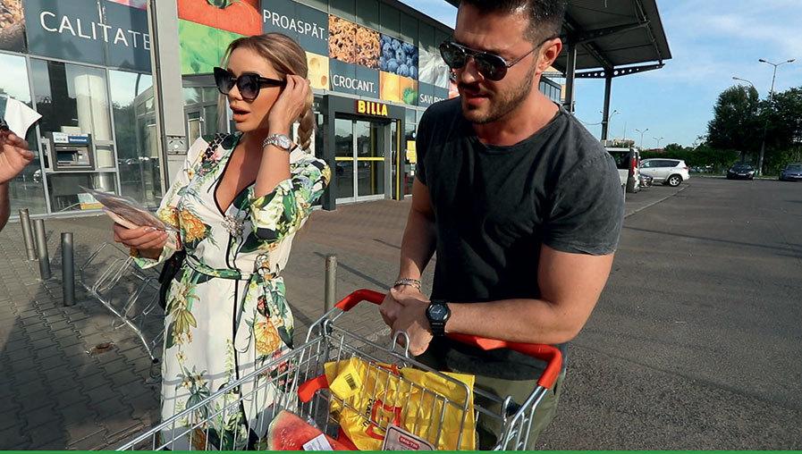 Bianca & Victor Slav cumpărături cu eticheta curată pentru familie