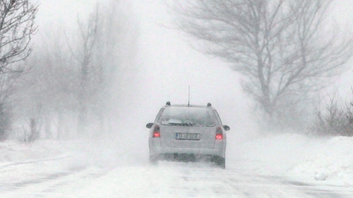 COD PORTOCALIU de vânt puternic şi zăpadă troienită: Care sunt judeţele vizate