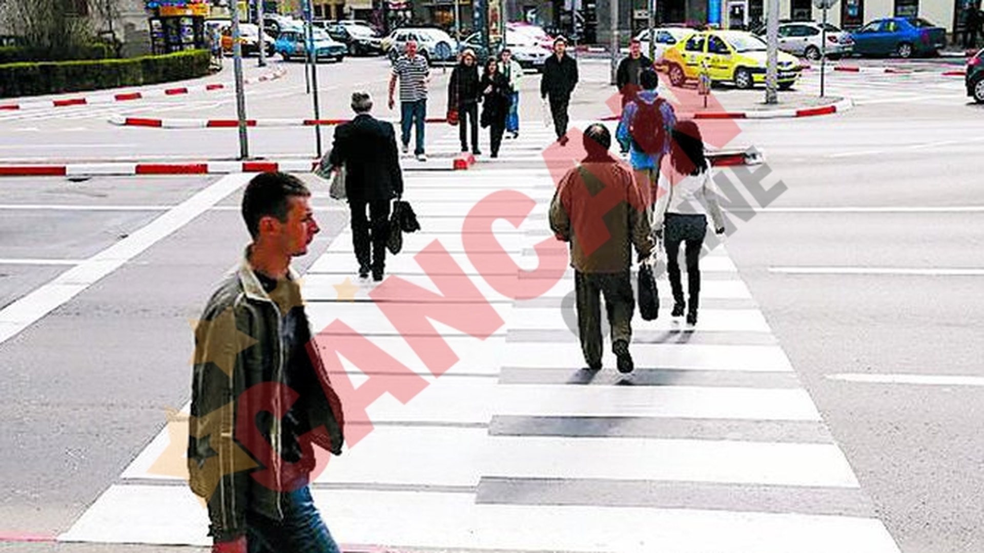 A accidentat un barbat pe trecerea de pietoni