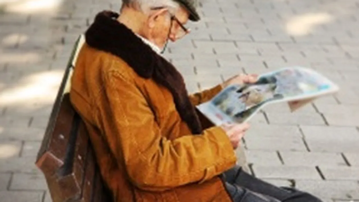 Batranii se simt mai bine daca citesc stiri negative despre tineri!