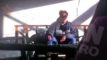 Il stii numai zambind, dar noi l-am gasit ciufulit si abatut. Chiorete de la “Trasniti”, doborat de necazuri la cafenea!