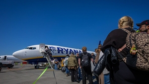 Amenzi pentru pasagerii Ryanair! Cine va fi taxat cu o sumă colosală în timpul zborului