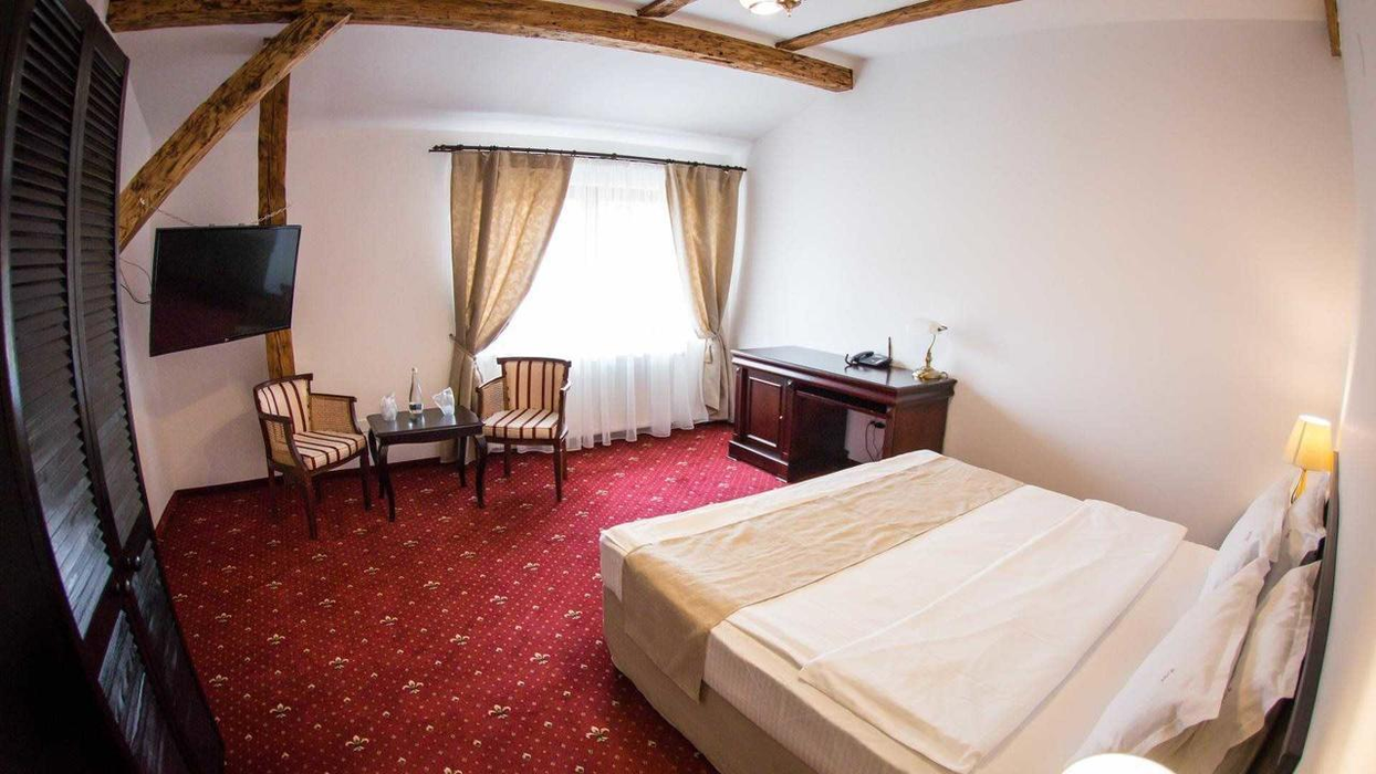 Valentine’s Day 2018! Cât costă o cameră în hotelul Simonei Halep de Ziua Îndrăgosţilor