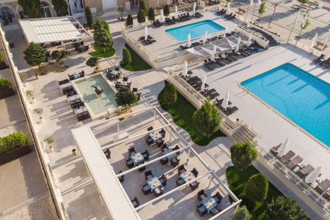 De necrezut! Câți lei a ajuns să coste o noapte la hotelul lui Gică Hagi din Mamaia