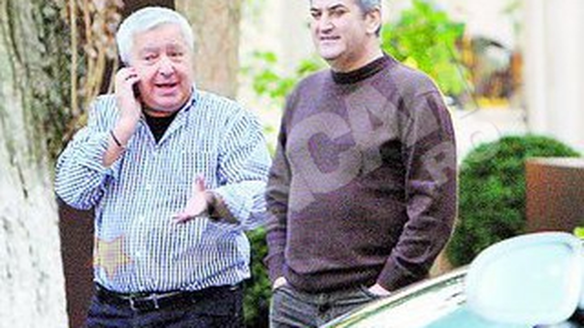 Cum se intretine o relatie la nivel inalt. Urdareanu se foloseste de Spaga pentru a-l tine aproape pe Oprea