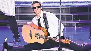 Cum se antreneaza Mircea Badea sa il invinga pe Andrei Plesu in singura confruntare unde ar avea o sansa minima sa il rapuna!