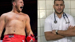 EXCLUSIVITATE. Nunta anului 2019 în showbiz-ul din România! S-au logodit azi-noapte. Prima poză cu inelul