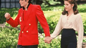 Lisa Marie Presley nu-l vedea niciodată nemachiat pe Michael Jackson, atunci când făceau dragoste. Ce gesturi deplasate avea artistul