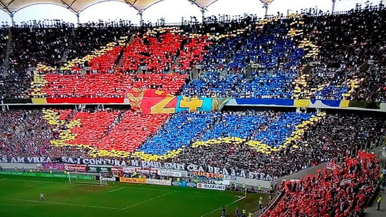 Ce lovitura! Stelistii au "spart" site-ul oficial al lui Dinamo si au postat un mesaj de sustinere pentru Gigi Becali!