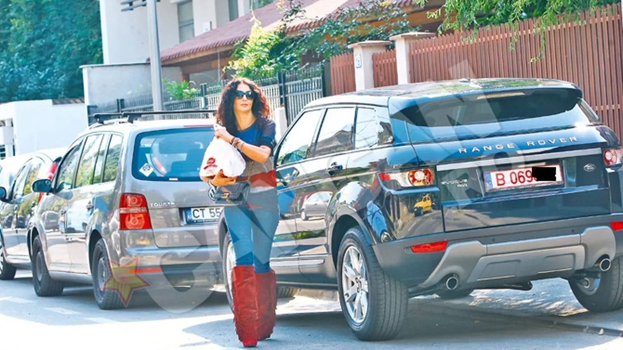 E nedespartita de masina ei! Mihaela Radulescu, indragostita din nou