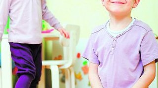 Iti poti inscrie copilul la gradinita pana la sfarsitul lunii