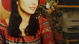 ANDREEA MARIN le-a  arătat prietenilor poze cu ea de acum 20 de ani. Cum au reacţionat aceştia