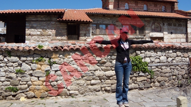 Raluca Arvat a fugit in Bulgaria