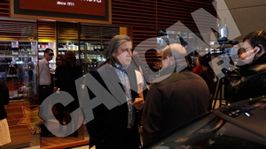Ilie Năstase, impatimit al tigarilor de foi! Campionul a fost prezent la deschiderea magazinului Davidoff din Băneasa!