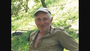 Un bărbat de 65 de ani a fost dat dispărut! Autoritățile îl caută de zile întregi. L-ați văzut?