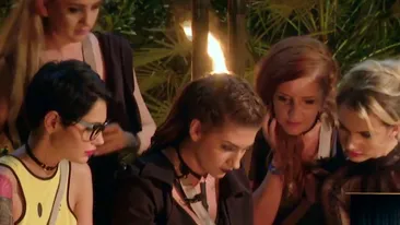 A căzut în ispită! Încă un cuplu de la ”Insula iubirii” e la un pas de destrămare