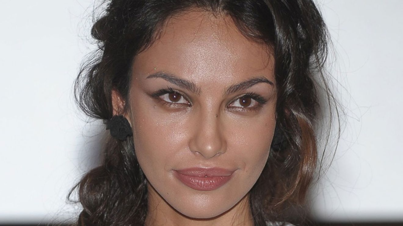 Stiai ca are acest talent? Madalina Ghenea a cantat la nunta fratelui ei alaturi de un pusti! Uite dovada
