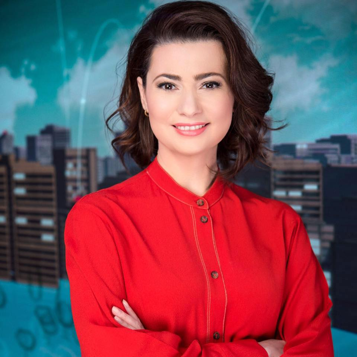 Mihaela Călin s-a căsătorit! Imagini cu prezentatoarea TV de la cununia civilă