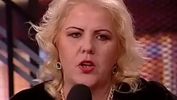 Mama Danielei Crudu s-a ales cu...o fata noua. A dat 4.000 de euro pentru bisturiu!