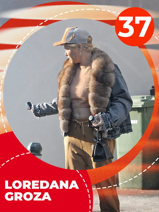 TOP 40 vedete care au lăsat la vedere ce au mai de preţ! Antonia, Loredana sau Tania Budi, sus bluziţa şi… abdomenul la control!