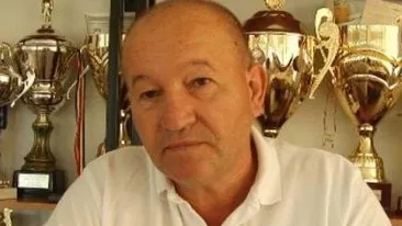 Un cunoscut antrenor de judo şi-a găsit sfârşitul la volanul maşinii, după ce a fost implicat într-un teribil accident rutier
