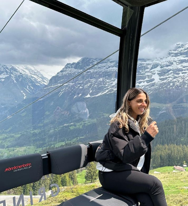 Credeai că pe Nordului este mâncarea scumpă? Doi turiști au rămas fără cuvinte când au văzut cât i-a costat doi burgeri în Elveția
