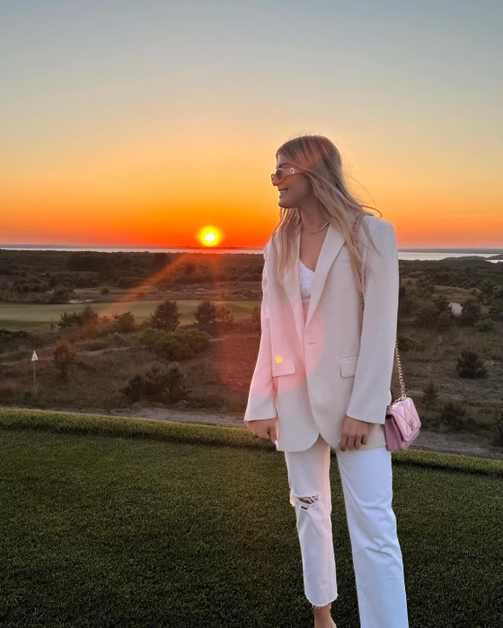 Eugenie Bouchard, cea mai sexy jucătoare de tenis, s-a pozat în tricoul unei echipe de tradiție din România. „Noul nostru fan!” | GALERIE FOTO