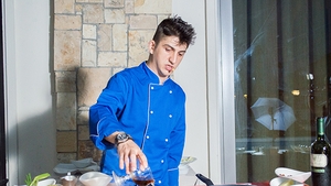 Secretele unui gratar a la MasterChef, de 1 Mai! Petru Buiuca iti vinde cele mai tari ponturi: carnea trebuie sa...
