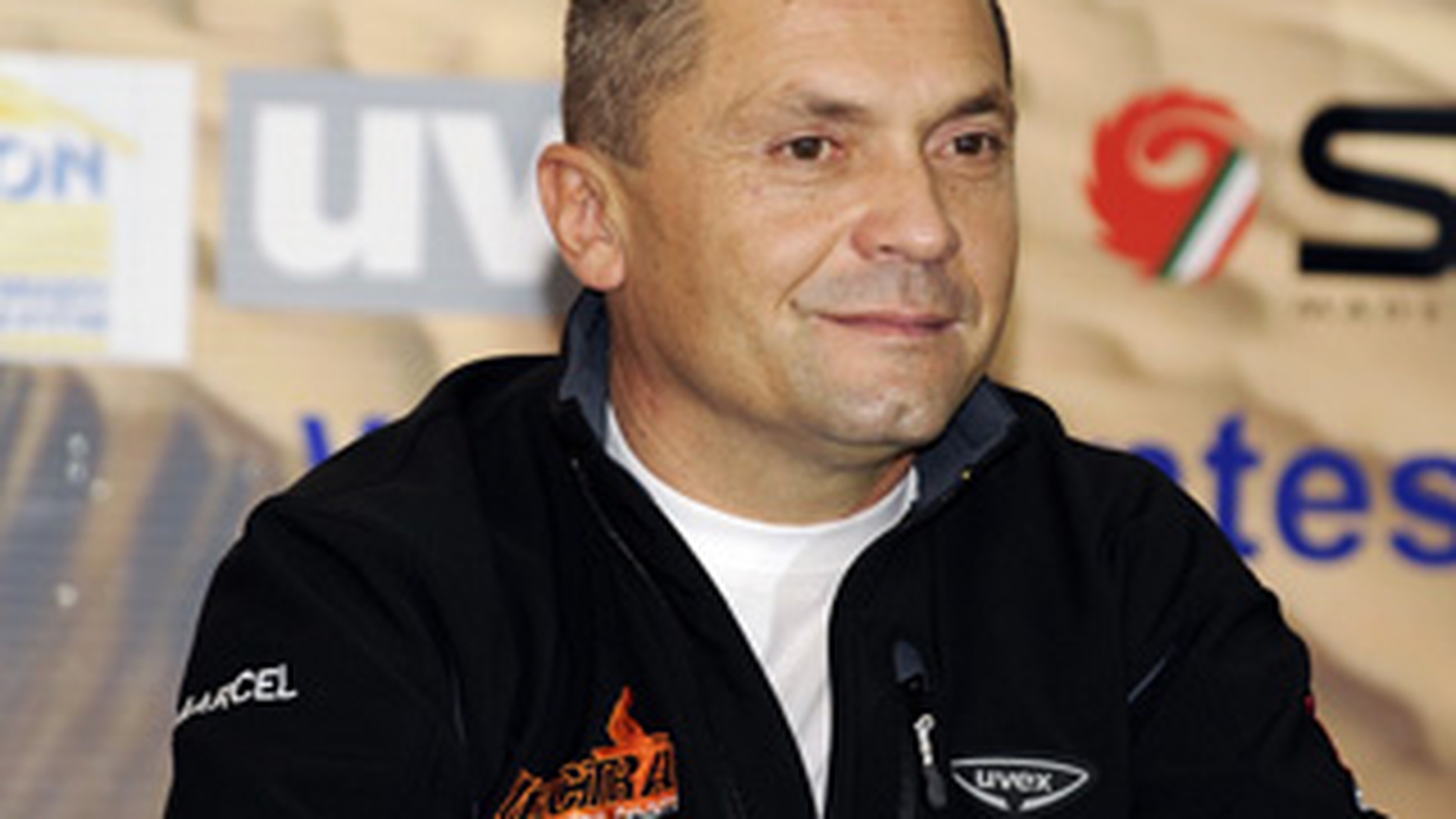 A fost adjudecat un contract de 12 milioane de euro! Milionarii Costan si Casuneanu, invinsi de pilotul Marcel Butuza la licitatia pentru constructia aeroportului Brasov