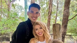 Andreea Bălan, reacție tranșantă după ce a fost acuzată că stă prea mult cu Victor Cornea: ”Habar n-aveți”