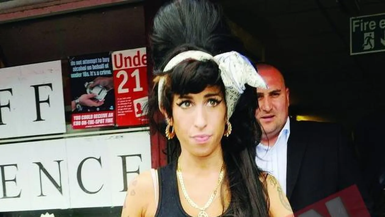 Amesteca vata de zahar cu droguri