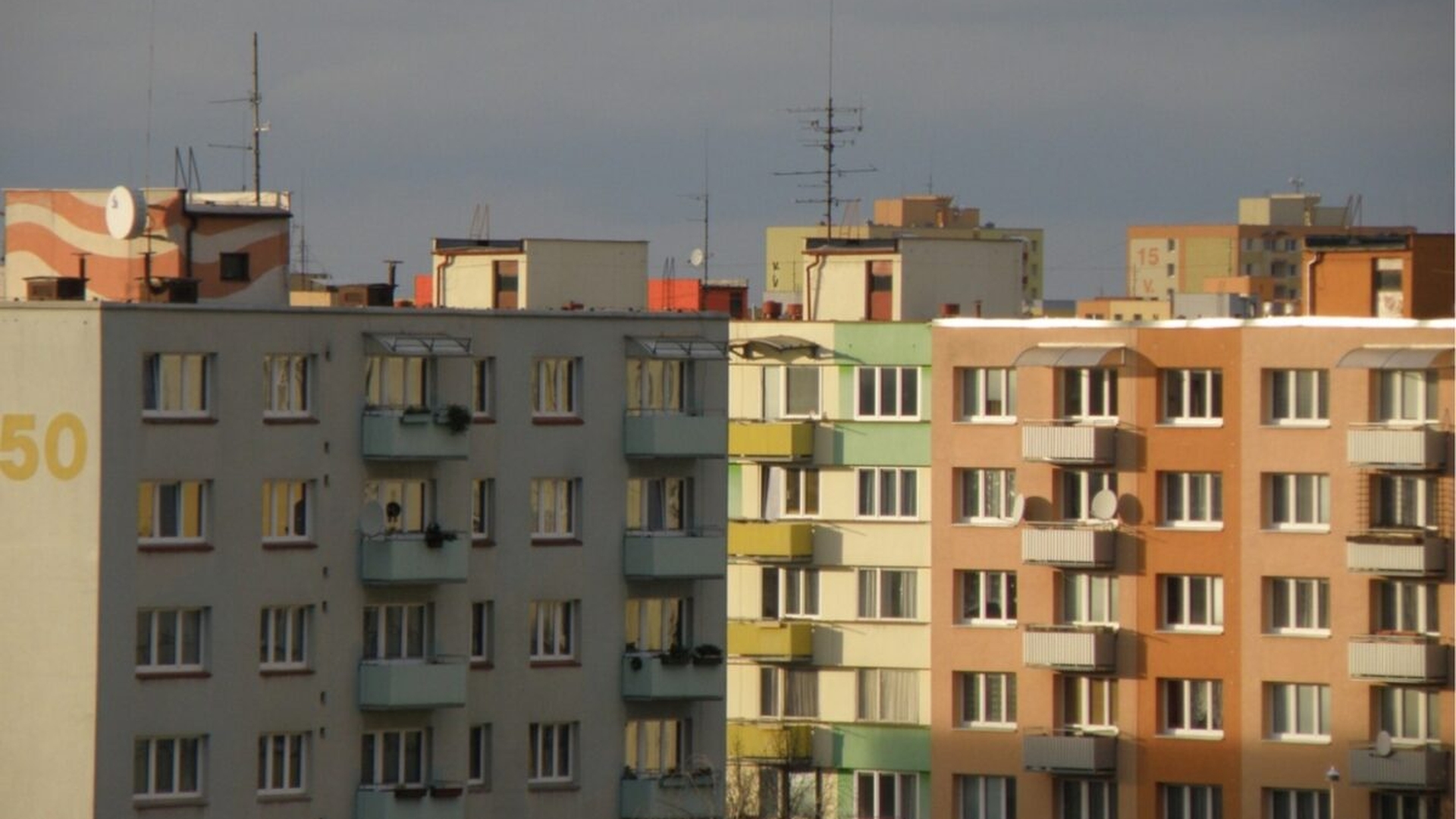 Cum afli prețul real al apartamentului pe care vrei să îl cumperi. Trebuie să faci doar 2 lucruri