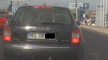 Ultima fita in materie de cocalari! Isi transforma numele masinii in numele lui