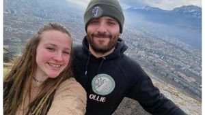 Povestea a doi tineri care trăiesc cu doar 1500 lei pe lună, fără joburi. Ce serviciu aveau anterior