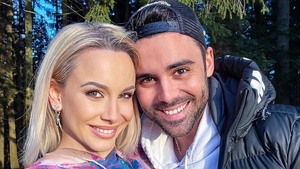 Sandra Izbașa și Răzvan Bănică s-au căsătorit! Ce ținute au purtat cei doi la marele eveniment