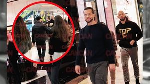 TOP G a fost surprins la mall! Frații Tate au creat isterie