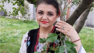Solista Victorița Cica a murit la 50 de ani. Ciocârlia Olteniei le cântă acum îngerilor: „A lăsat un gol imens”