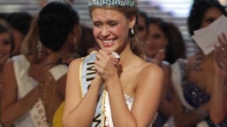 S-a ales Miss World 2010! Cea mai frumoasa femeie din lume este o americanca de 18 ani!