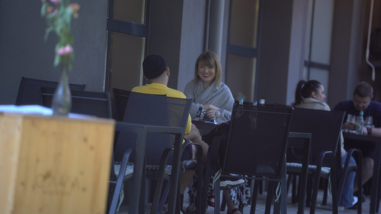 Alexandra Ungureanu și Cătălin Anchidin, la terasă