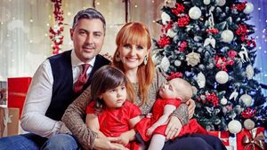 Alina Sorescu, imagine de colecţie cu fiicele ei! Artista a dezvăluit cea mai mare dorinţă pe care şi-a pus-o de Crăciun