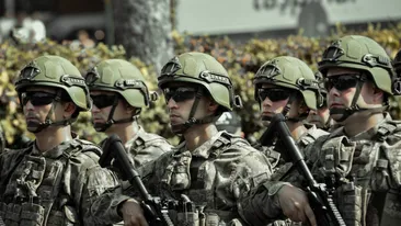 Țara europeană care reintroduce armata obligatorie. Cât timp va dura stagiul