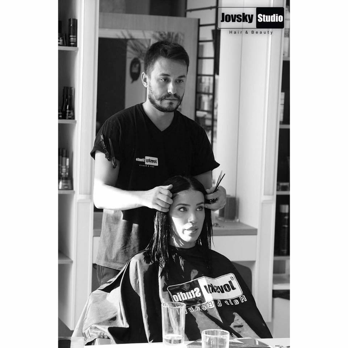 ADELINA PESTRIŢU  a dezvăluit cine este bărbatul cu care s-a afişat recent la un eveniment monden