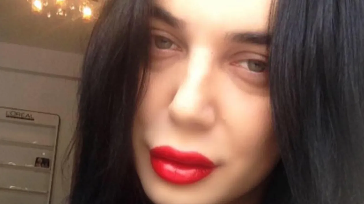 După ce a recunoscut că e homosexual, ADI CONSTANTIN uimeşte din nou! Cum a apărut la petrecerea Viva