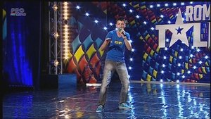 Cel mai bun prieten al lui Cosmin Agache i-a dat clasă la beatbox! Ascultă cum a fascinat juriul cu sunetele scoase!