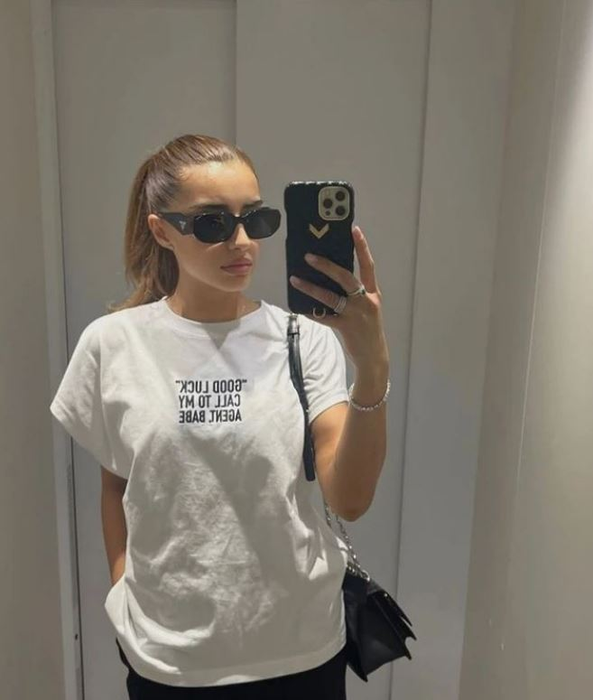 Iubita lui Dennis Man, fotbalistul aflat pe lista lui AC Milan, o adevărată bombă-sexy! Fotografii incendiare cu Alexandra Ionela, fostă Miss Arad în 2014| GALERIE FOTO