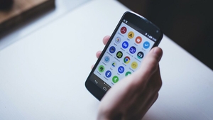 Elevii din această țară nu mai au voie cu telefoane mobile în școală. Decizia a fost luată vineri, 1 decembrie